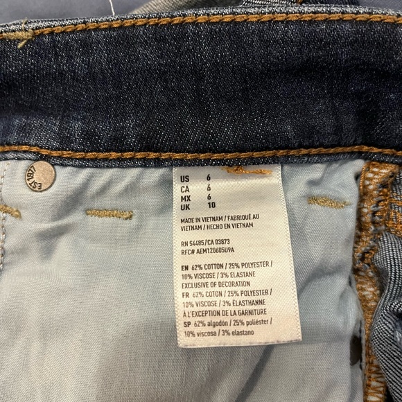 American eagle Jean shorts - Picture 4 of 4